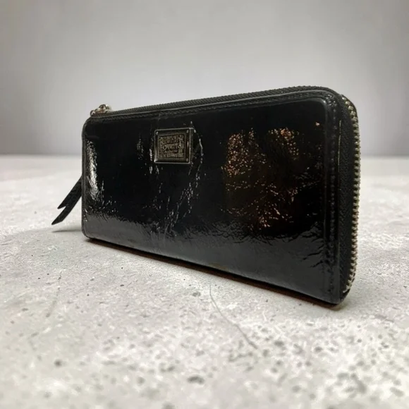 Coach Poppy Black Patent Leather Zip Wallet - Picture 2 of 7